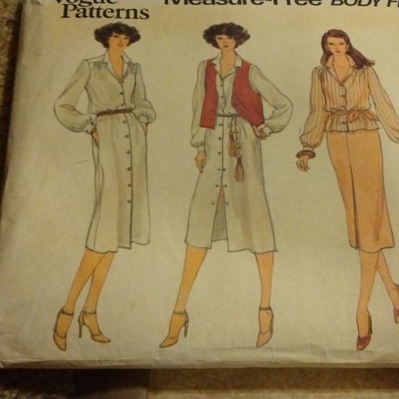 Vogue Sewing Pattern . - Picture 5 of 13